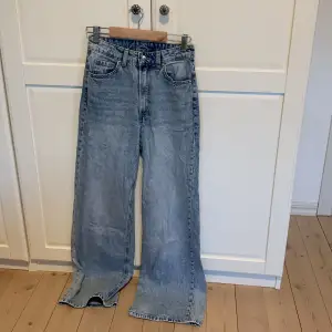 Jeans från H&M i storlek: 34