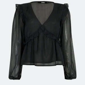 Blus - Jättefin blus från bikbok som är slutsåld på hemsidan, använd en gång 