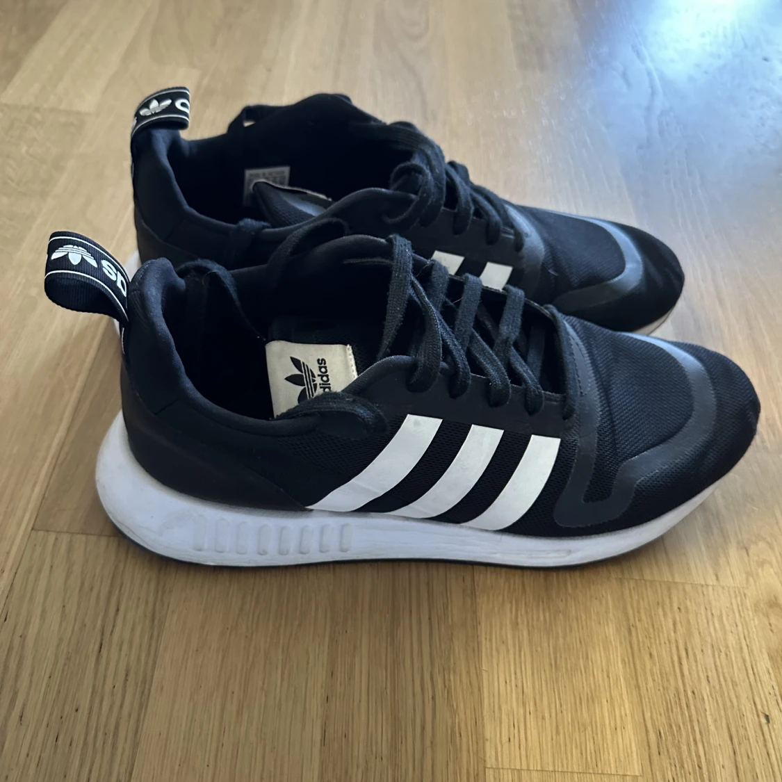 Adidas  - 90