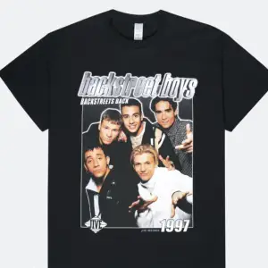 nice t-shirt från dollskill med backstreet boys ✨har typ aldrig använt 