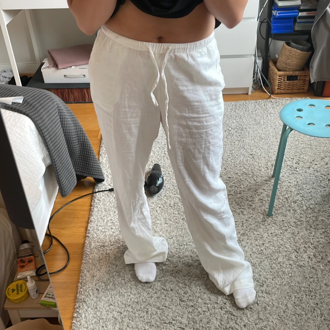 Vita linnebyxor från BikBok - 90