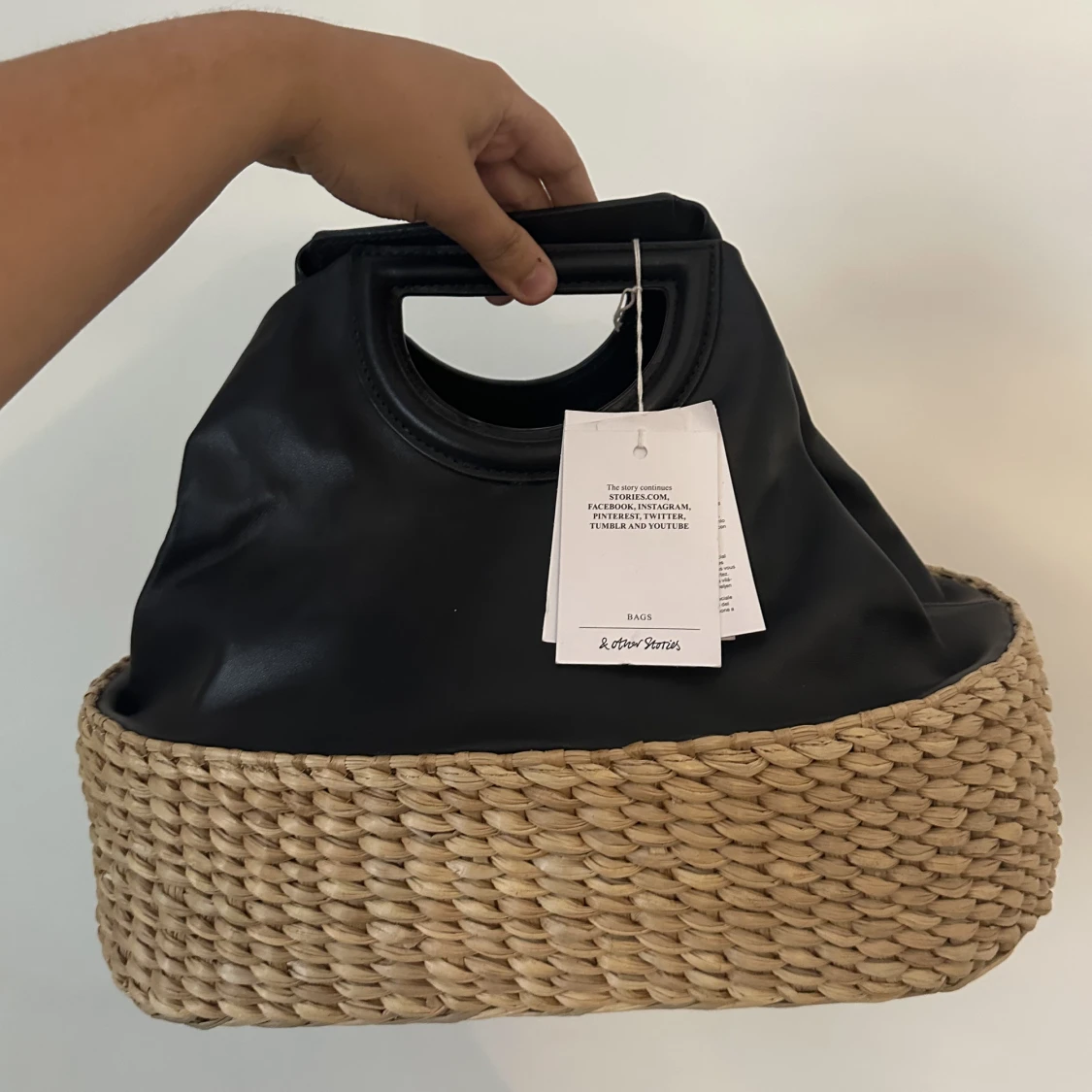 Oanvänd väska & other stories