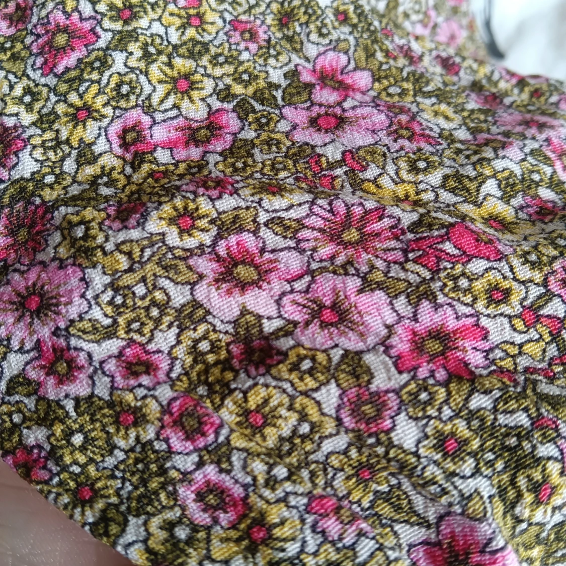 Off shoulder crop top - 90