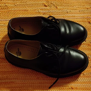 Dr. Martens - Beautiful unused Dr. Martens