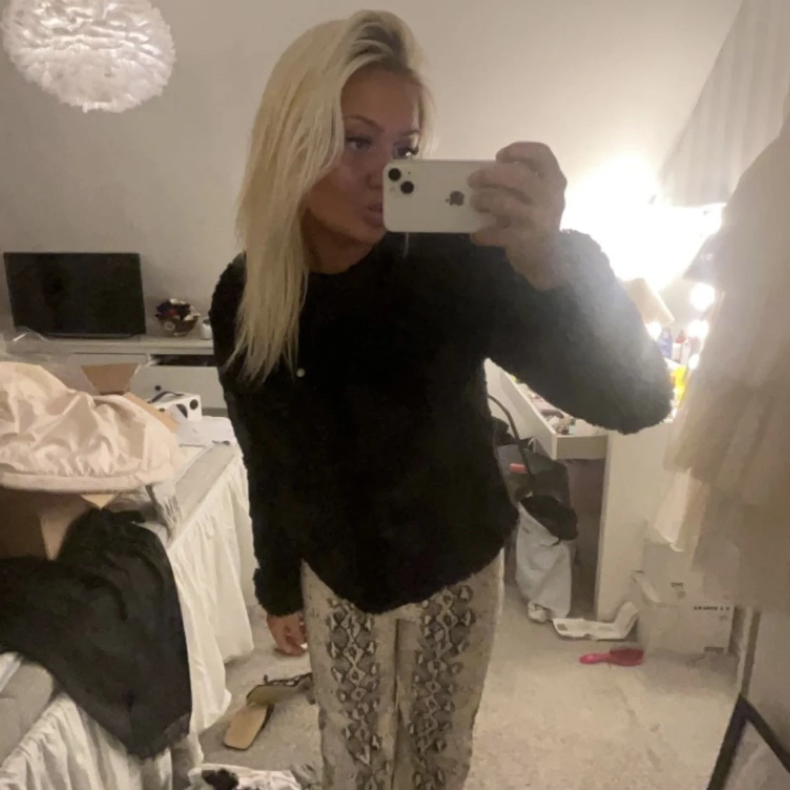 Jeans med ormmönster❤️🔥