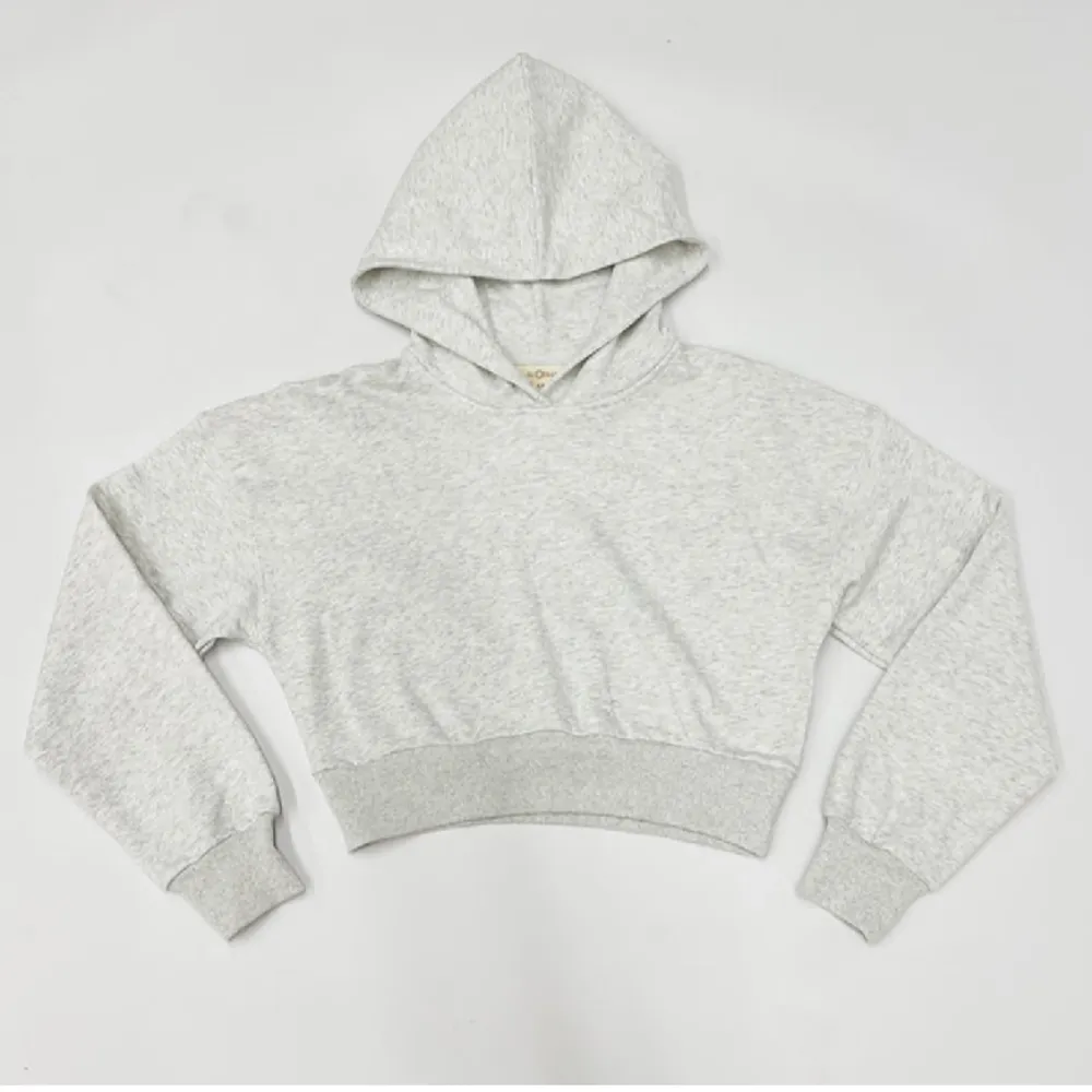 Säljer min supersnygga gråa hoodie från AlobhaLabel🌟  I nyskick💫. Hoodies.