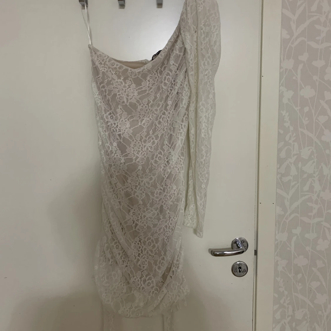 Kort festklänning  - 90