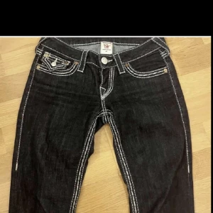 Jeans  - Jeans bra skick 