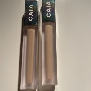 Caia concealer  - Säljer två stycken concealers från Caia i färgerna 2c och 2w relativt använda men finns mycket kvar 🙌🏻en för 70 kr! 