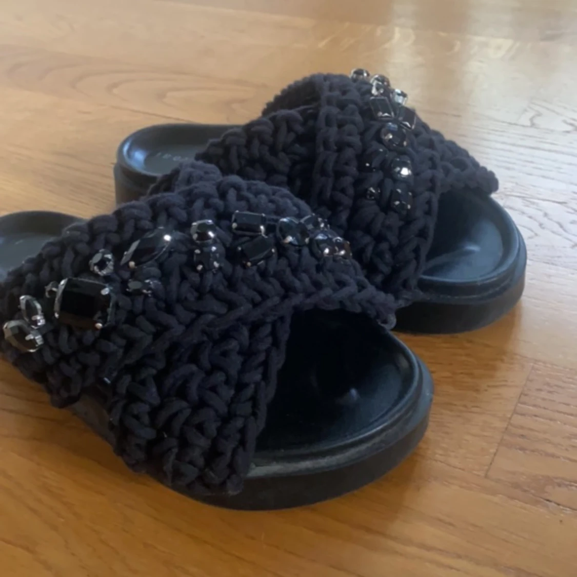 Inuikii tofflor - 90