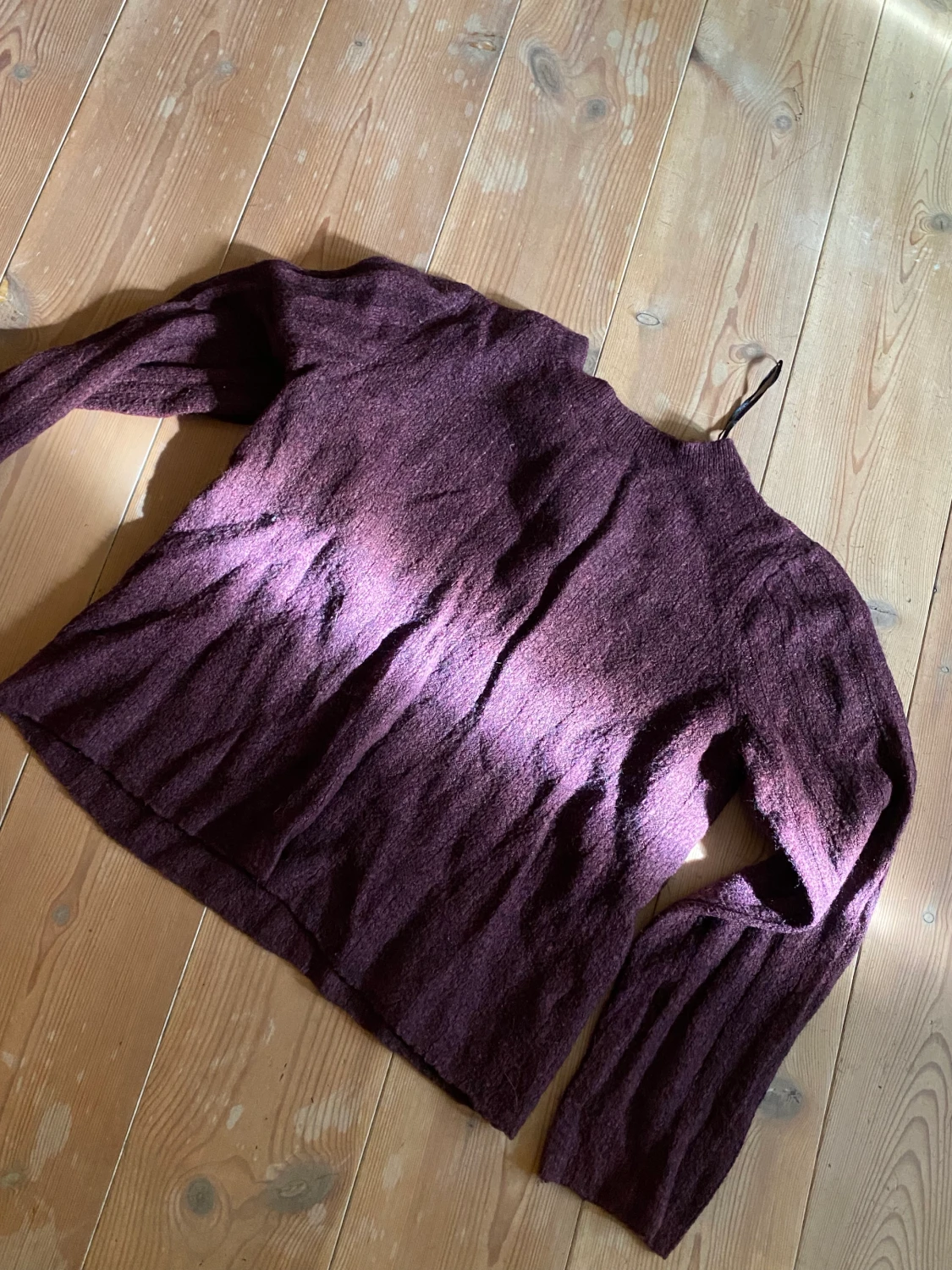 Hoodie och långarmad tröjor säljes