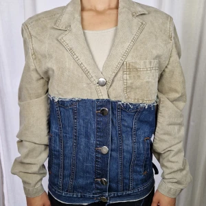 Jacka - Jacka med hälften manchester hälften jeans som har fickor