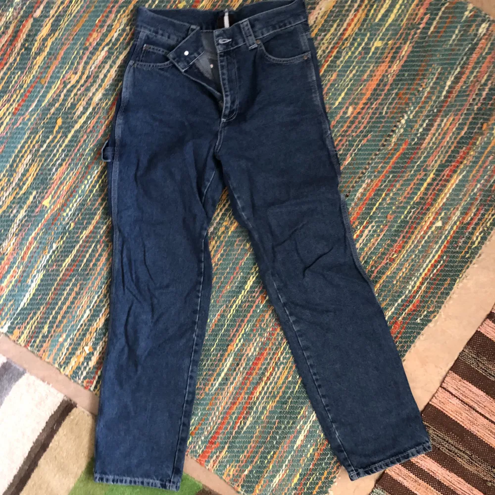 snickar jeans från kickers! aldrig använda pga för små. Jeans & Byxor.