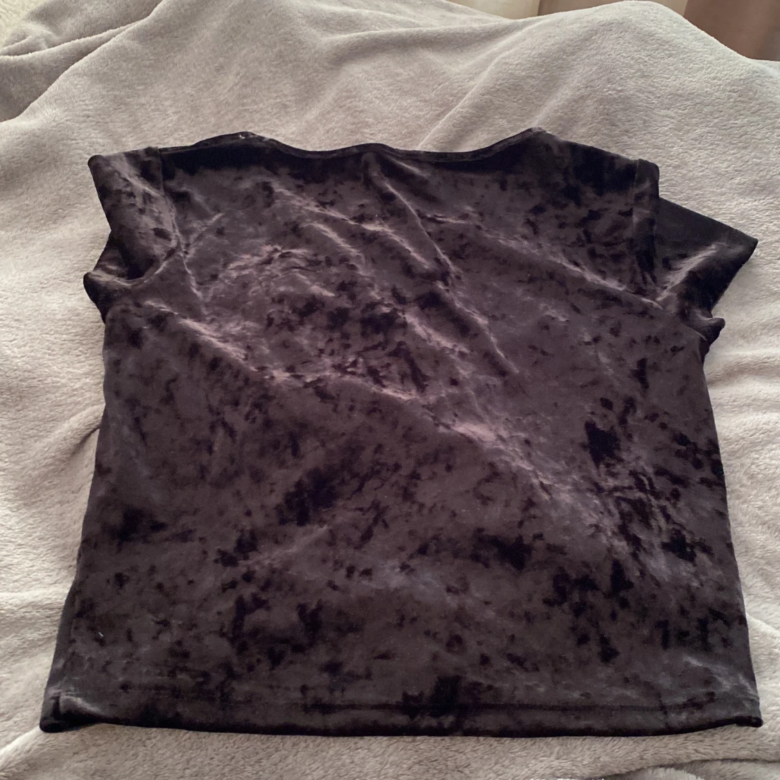 Säljer denna t-shirt från Lindex ! - 90