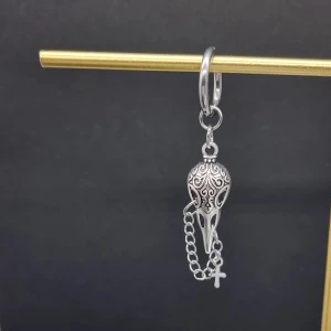 Handgjorda örhängen  - Handgjorda örhängen ● 💎Material- zinklegeringar ●Örhängeskrokar -rostfritt stål. Nickel fri. Längd -6cm [Frakt 15kr]