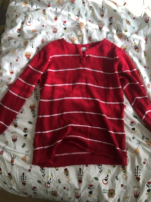 Röd tröja - Röd tröja storlek M