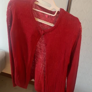 Indiska kofta - En kofta från indiska. Sparsamt använd 