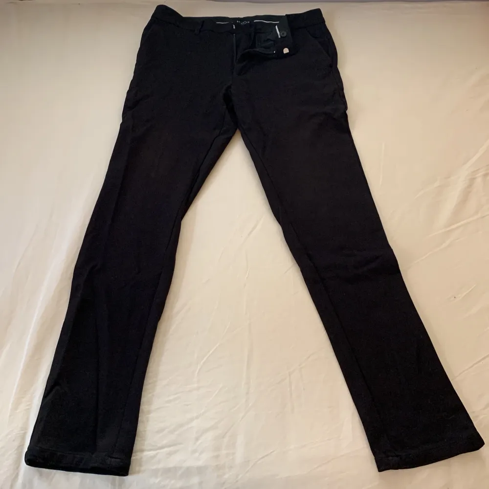 Kostym byxor från selected homme  W 30 L 34. Jeans & Byxor.