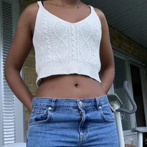 Stickad topp - Stickad topp från stradivarius. I bra skick! 