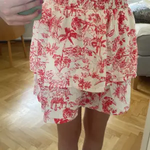 Söt liten kjol till sommaren