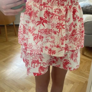 Sommarkjol  - Söt liten kjol till sommaren