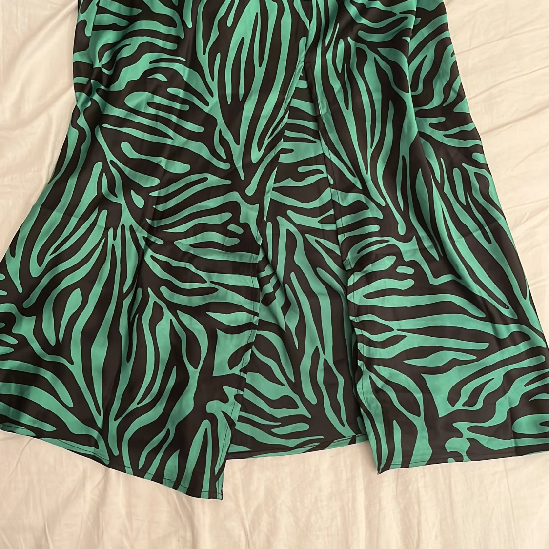 Grön zebrakjol i silke - 90