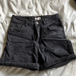 Jeansshorts - Fint begagnat skick