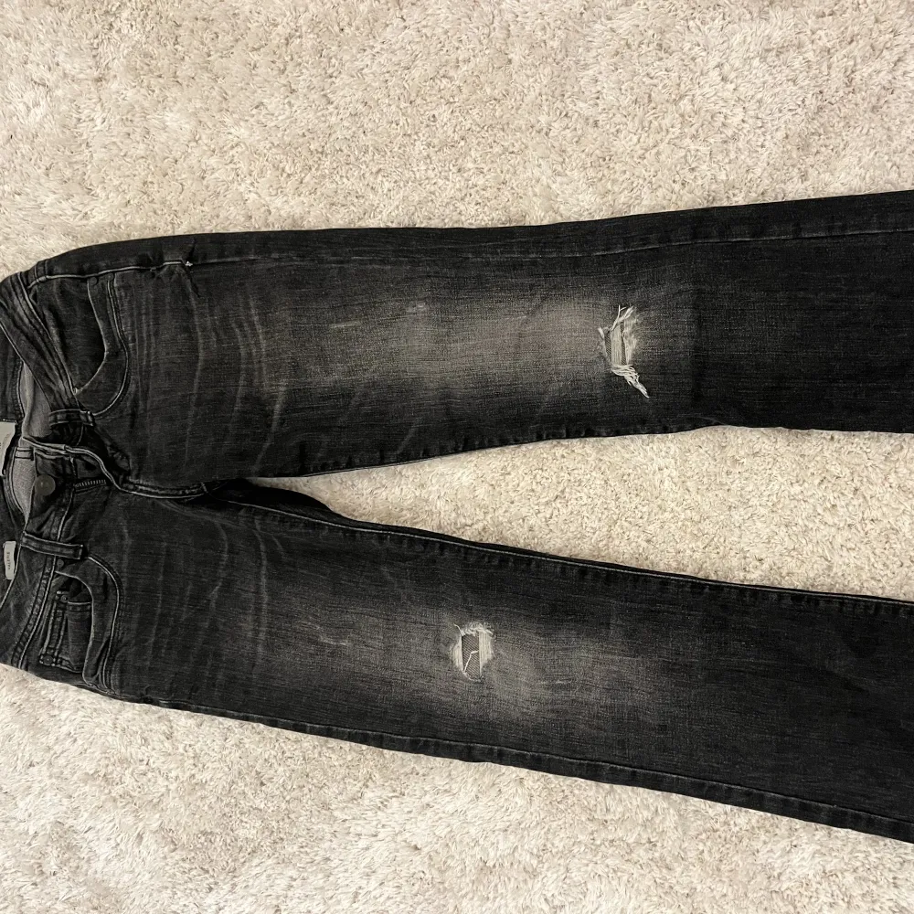 Skit snygga Ltb jeans i storlek 26/30 men jag är 167cm lång och dom passar ändå jätte bra i längden. Jeans & Byxor.