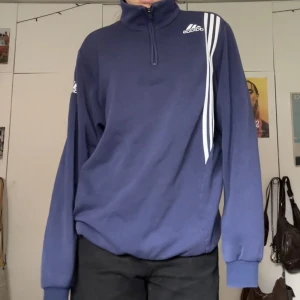 Jättesnygg tröja! - Nice half-zip från adidas💙Köpt second hand