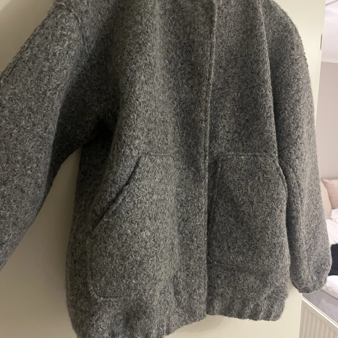 Grå jacka  - 90