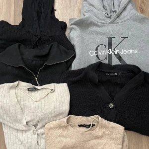 Hoodie/stickat  - Skriv ett meddelande privat till mig för mer bilder/frågor. Storlekarna är mellan Xs-m, priser kan vi komma överens om privat också