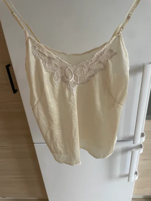 Vintage Linne - Linne köpt på vintage butik i Paris