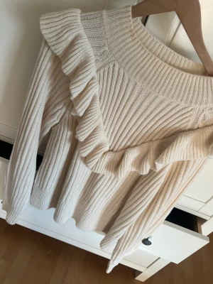 Stickad tröja - Supermysig stickad tröja