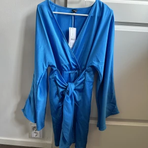 Ginatricot klänning - Jättefin somrig klänning från Gina Köpt för 599 kr Säljer för 300 