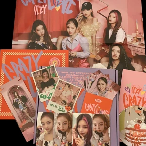 Itzy album - Frakten betalar köparen! Priset kan diskuteras!! 