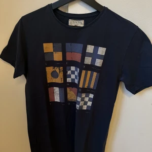 Lexington, T-shirt, Strl S - Fint skick.