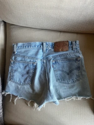 Levis jeanshorts  - Levis jeansshorts. Storlek S/XS 