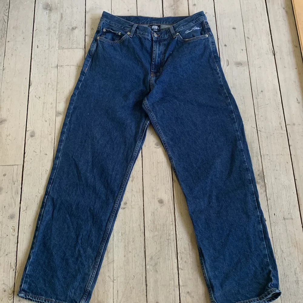 Jättecoola baggy jeans från sweet sktbs!. Jeans & Byxor.