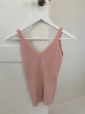 Rosa linne - Säljer detta rosa linne från Mango💗 strl S