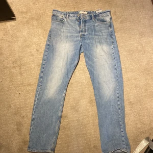 Ljus Blåa Jeans - Välanvända Jack&Jones Jeans