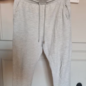 Mjukisbyxor  - Mjukisbyxor från Pull & Bear.