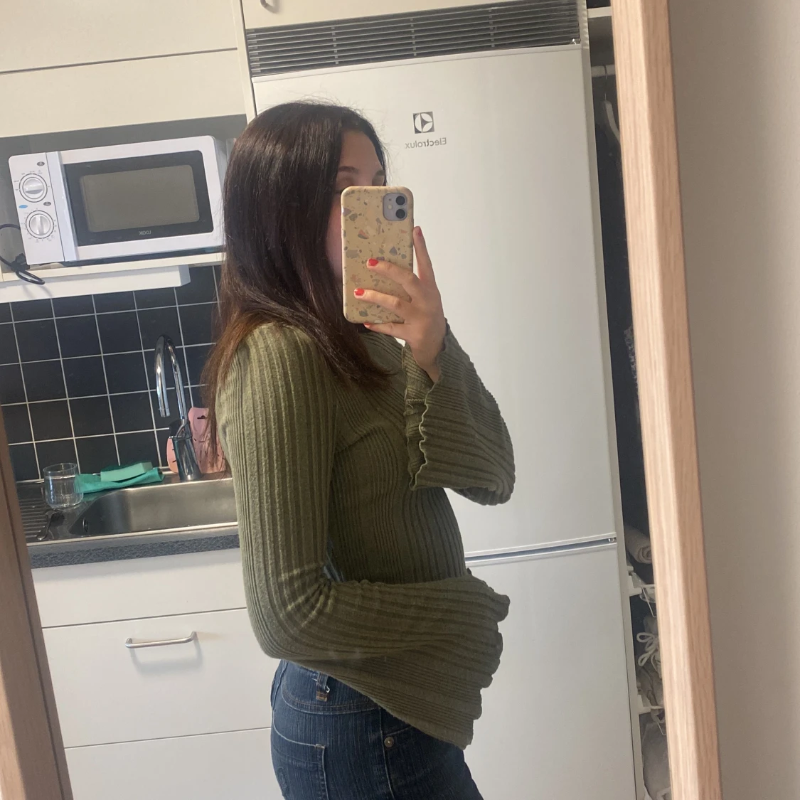 Snygg olivgrön tröja 🫒 - 90