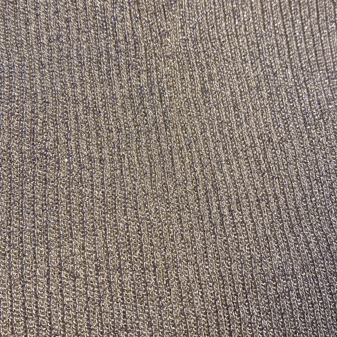 Glittrigt linne - 91