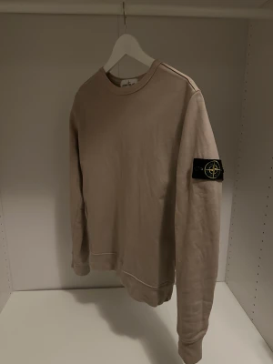Stone island crewneck - Köpt på NK i Stockholm  Bra skick 