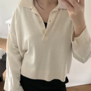 Tröja weekday, strl S💘 - Säljer denna tröja från weekday i storlek S! Pris från 100, hör sv er vid frågor💖