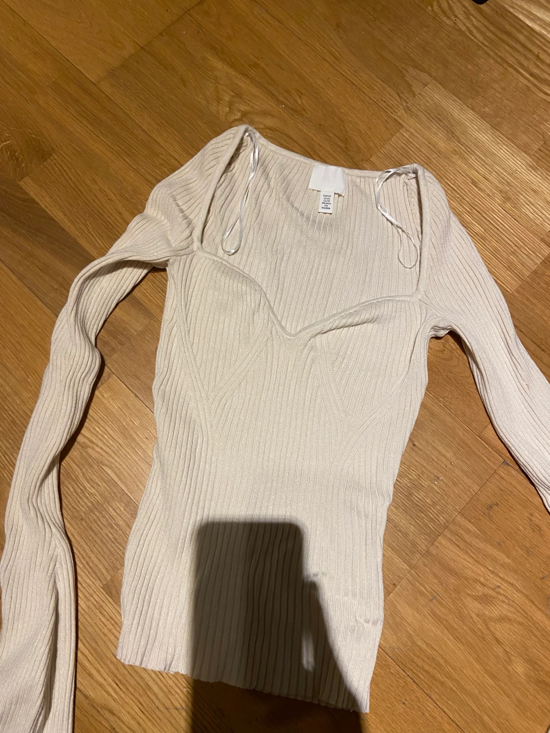 Ribbstickad tröja  - 90