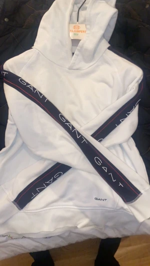 Gant hoodie - Snygg Gant hoodie. Sitter som en XS/S 