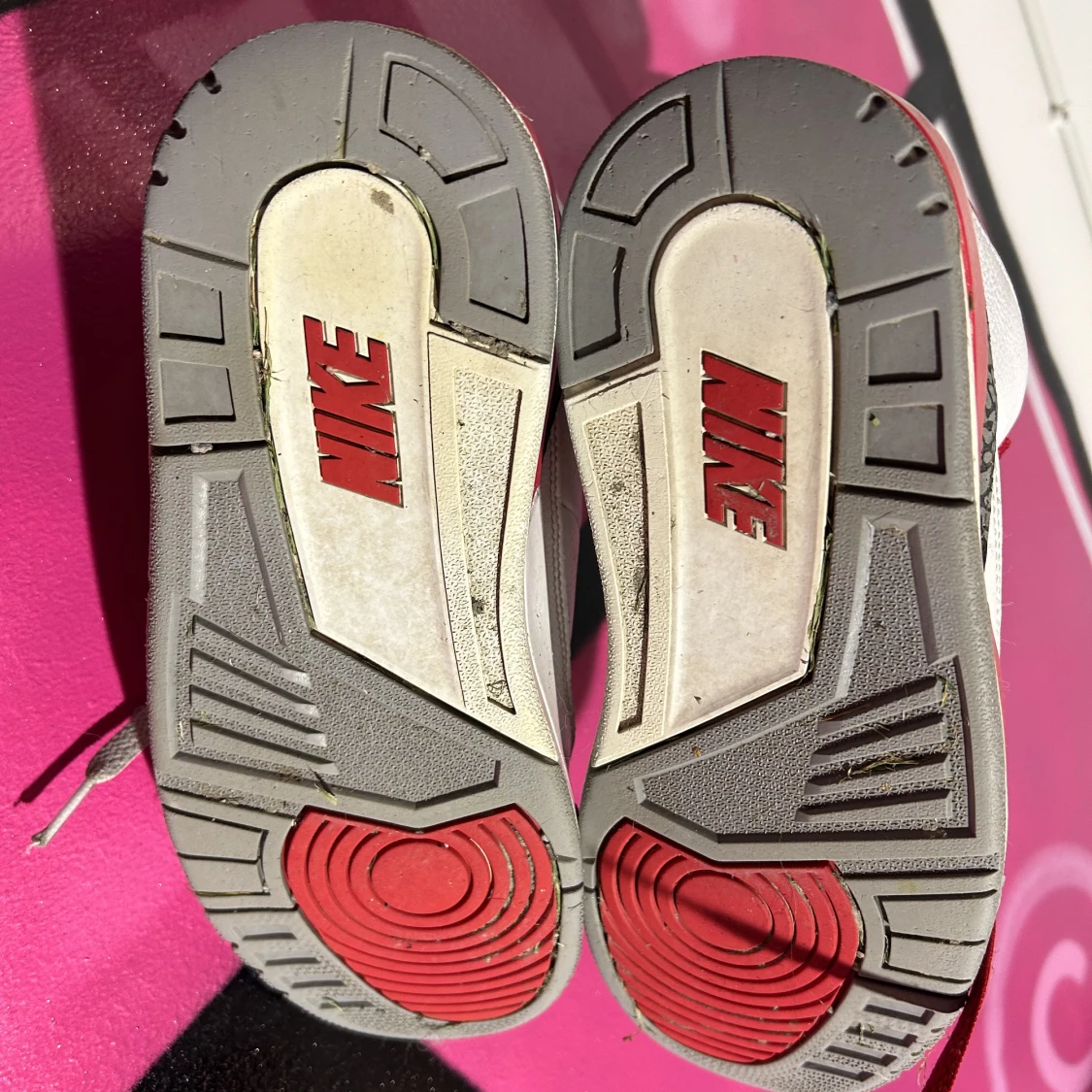 Jordan 3 ”Fire red” - 91