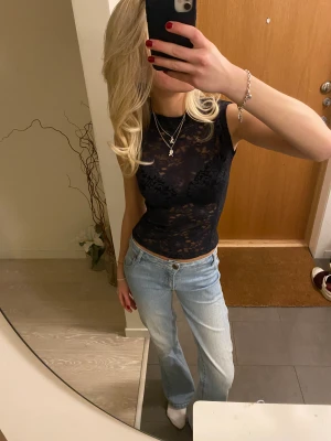 Spetstopp  - Helt stört snygg spetstopp från märket house of soul❤️ osäker på om jag vill sälja då jag verkligen tycker om denna men får inte så myclet användning av den:/