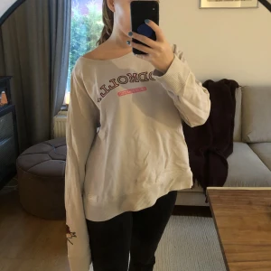 Odd Molly tjocktröja XL - Odd molly tjocktröja storlek XL. Inga fläckar eller defekter. 